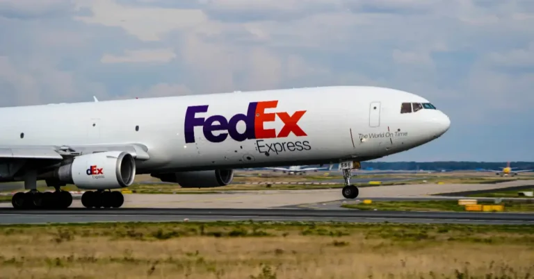 FedEx Franchise: Cost, Profit, And Requirements